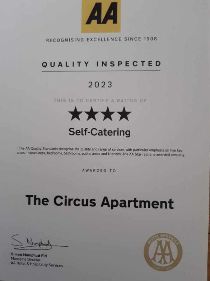 The Circus Apartment Bath Ngoại thất bức ảnh